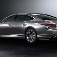 Lexus LS