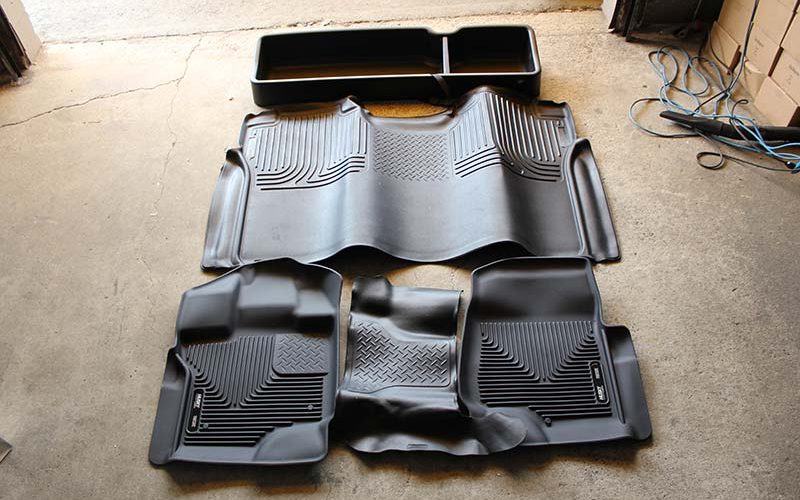 Tech: Husky Liners Install