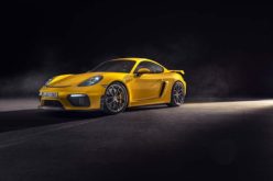 Porsche Unveils the 2020 718 Cayman GT4 and 718 Spyder