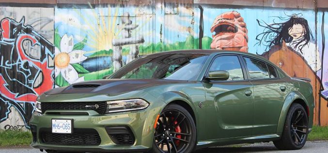 Review: 2021 Dodge Charger SRT Hellcat Redeye